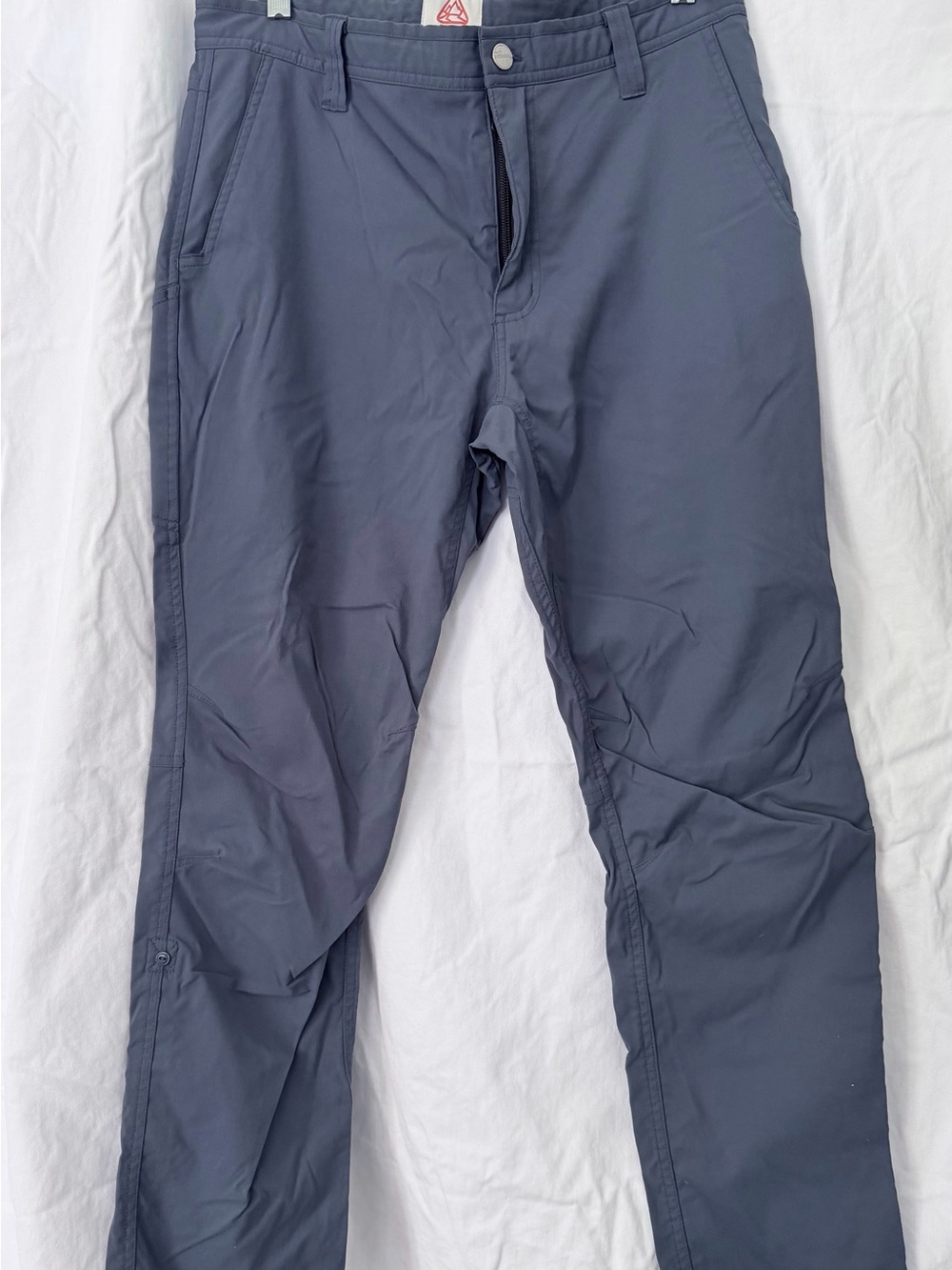 LIVSN Men's Slate Gray Performance Pants - Comfortable All-Day Wear/hiking